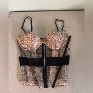 NWT Victorias Secret corset size 34C